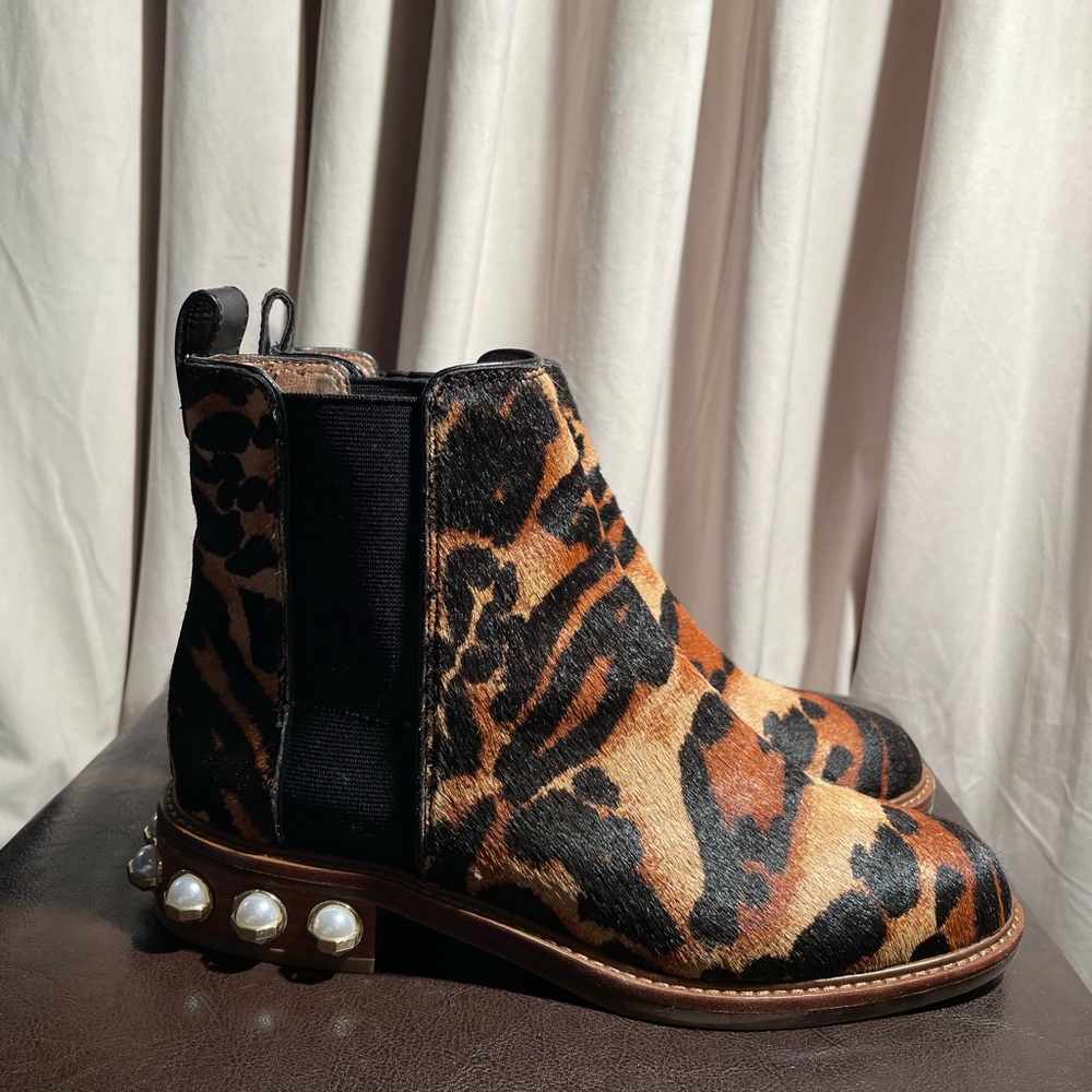 Louise et Cie Leopard ankle boots